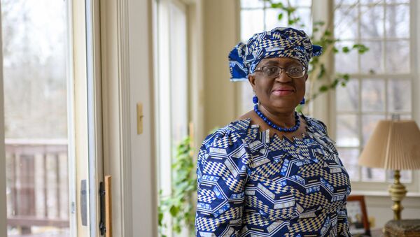 Bà Ngozi Okonjo-Iweala (Nigeria) là người phụ nữ đầu tiên giữ chức vụ Tổng Giám đốc Tổ chức Thương mại Thế giới (WTO). - Sputnik Việt Nam