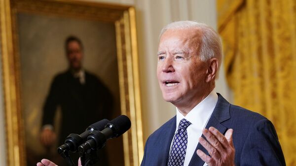 Tổng thống Hoa Kỳ Joe Biden đưa ra nhận xét khi ông tham gia một sự kiện ảo của Hội nghị An ninh Munich từ Phòng phía Đông tại Nhà Trắng ở Washington, Hoa Kỳ, ngày 19 tháng 2 năm 2021. - Sputnik Việt Nam