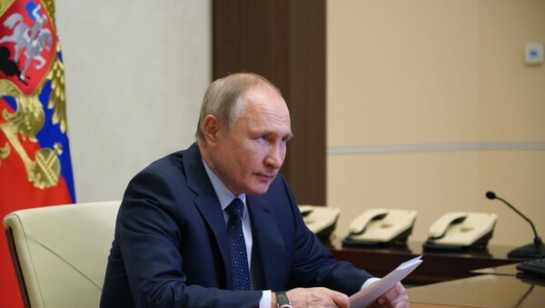 Tổng thống Nga Vladimir Putin chủ trì cuộc họp của Hội đồng An ninh Liên Bang Nga. - Sputnik Việt Nam