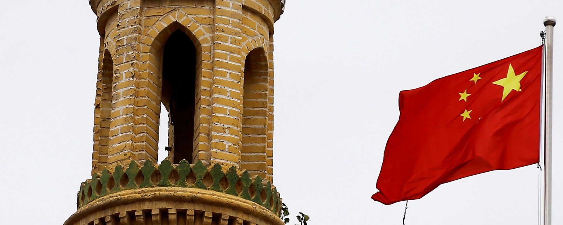 Cờ Trung Quốc trên một tòa tháp ở Kashgar, Khu tự trị Tân Cương, Trung Quốc - Sputnik Việt Nam, 1920, 24.12.2021