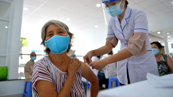 TP. Hồ Chí Minh: Nỗ lực đưa vaccine đến người nghèo, cao tuổi, diện chính sách - Sputnik Việt Nam