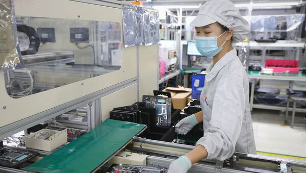Công ty Fuhong Precision Component tại KCN Đình Trám (vốn đầu tư của Đài Loan,Trung Quốc) đã khôi phục hoạt động sản xuất - Sputnik Việt Nam