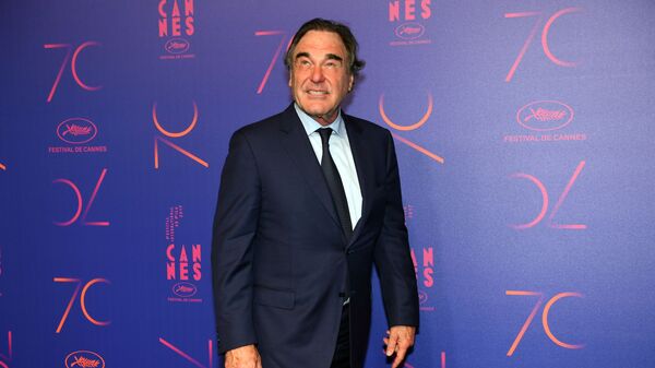 Đạo diễn người Mỹ Oliver Stone - Sputnik Việt Nam