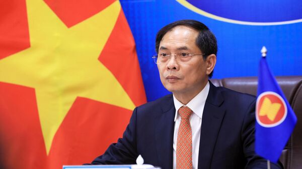 Bộ trưởng Ngoại giao Bùi Thanh Sơn dự Hội nghị Bộ trưởng Ngoại giao ASEAN. - Sputnik Việt Nam