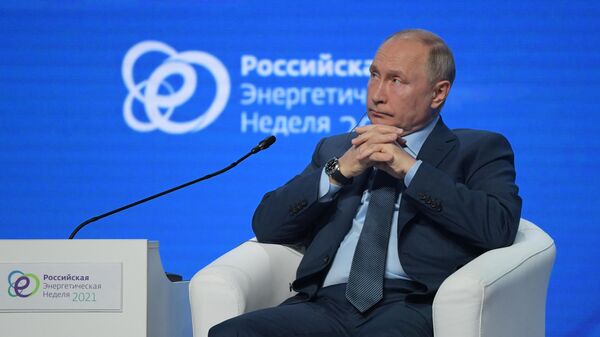 Tổng thống Nga V.Putin tham gia phiên họp toàn thể của tại «Tuần lễ Năng lượng Nga» - Sputnik Việt Nam