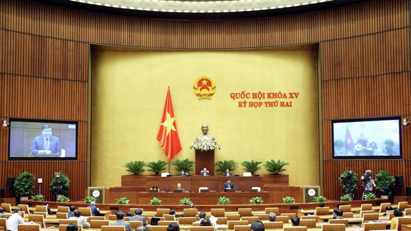 Bộ trưởng Bộ Kế hoạch và Đầu tư Nguyễn Chí Dũng phát biểu giải trình, làm rõ một số vấn đề 
 - Sputnik Việt Nam