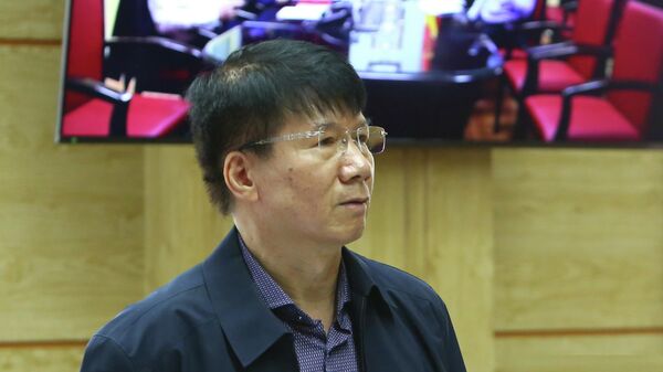 Khởi tố bị can, khám xét nơi ở và nơi làm việc của Thứ trưởng Bộ Y tế Trương Quốc Cường - Sputnik Việt Nam