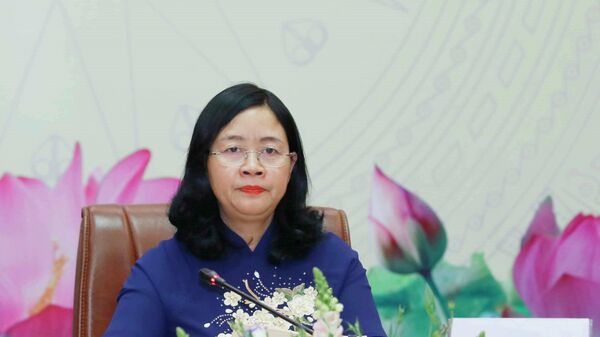 Trưởng Ban Dân vận Trung ương Bùi Thị Minh Hoài phát biểu - Sputnik Việt Nam