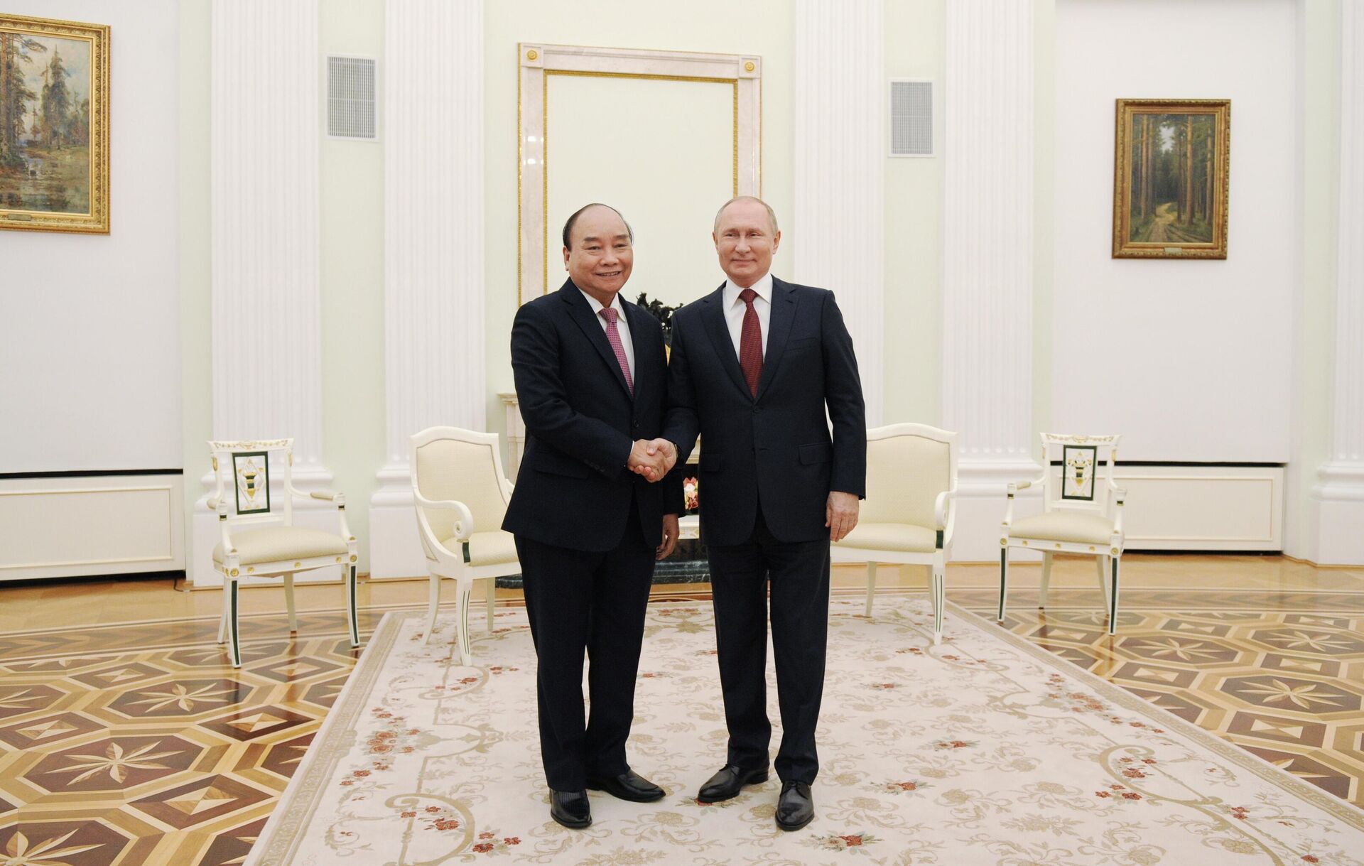 Nhà lãnh đạo Nga Vladimir Putin và Chủ tịch Việt Nam Nguyễn Xuân Phúc hội đàm tại Moskva
 - Sputnik Việt Nam, 1920, 21.12.2021