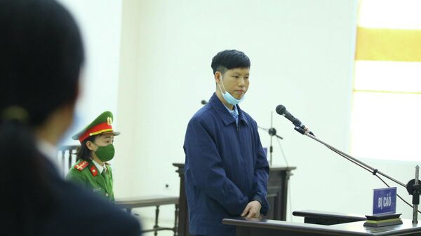 Bị cáo Trịnh Bá Phương trả lời các câu hỏi của Hội đồng xét xử - Sputnik Việt Nam