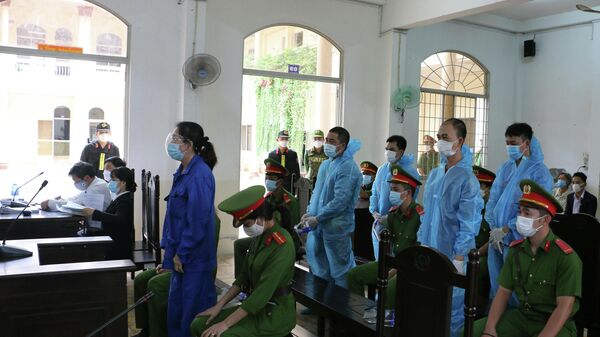Các bị cáo tại phiên tòa sơ thẩm - Sputnik Việt Nam