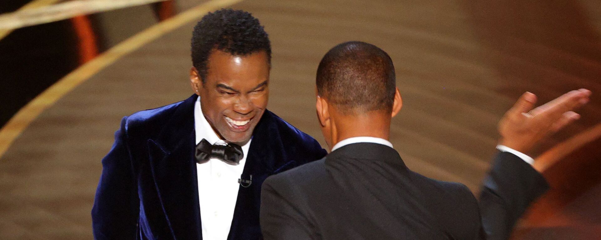 Nam diễn viên Will Smith tát người dẫn chương trình giải Oscar Chris Rock - Sputnik Việt Nam, 1920, 28.03.2022