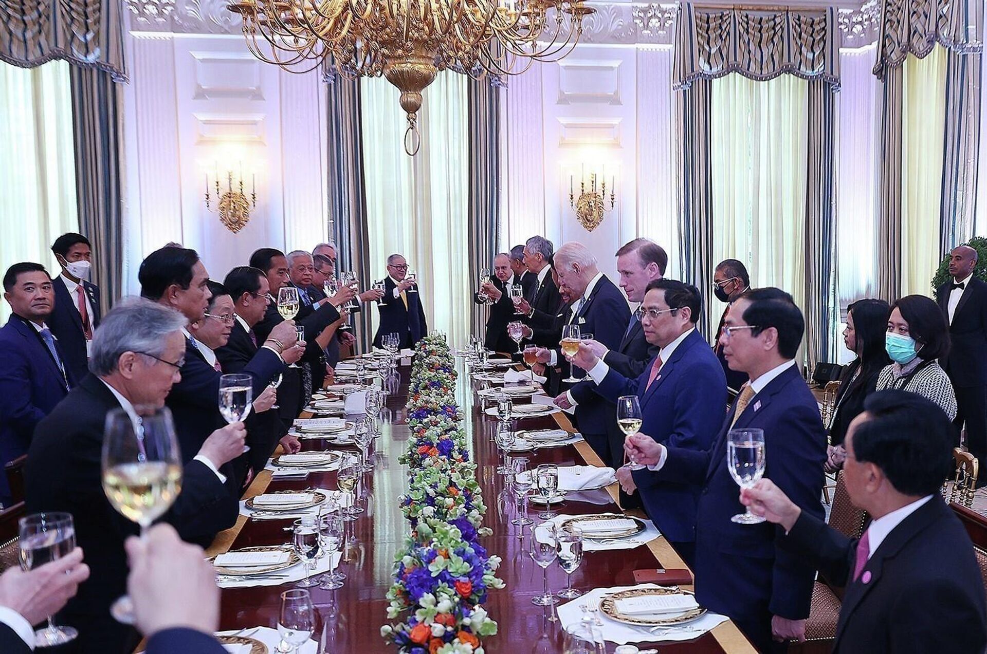 Thủ tướng Phạm Minh Chính và các lãnh đạo ASEAN dự chiêu đãi của Tổng thống Hợp chúng quốc Hoa Kỳ Joseph Robinette Biden Jr. - Sputnik Việt Nam, 1920, 13.05.2022