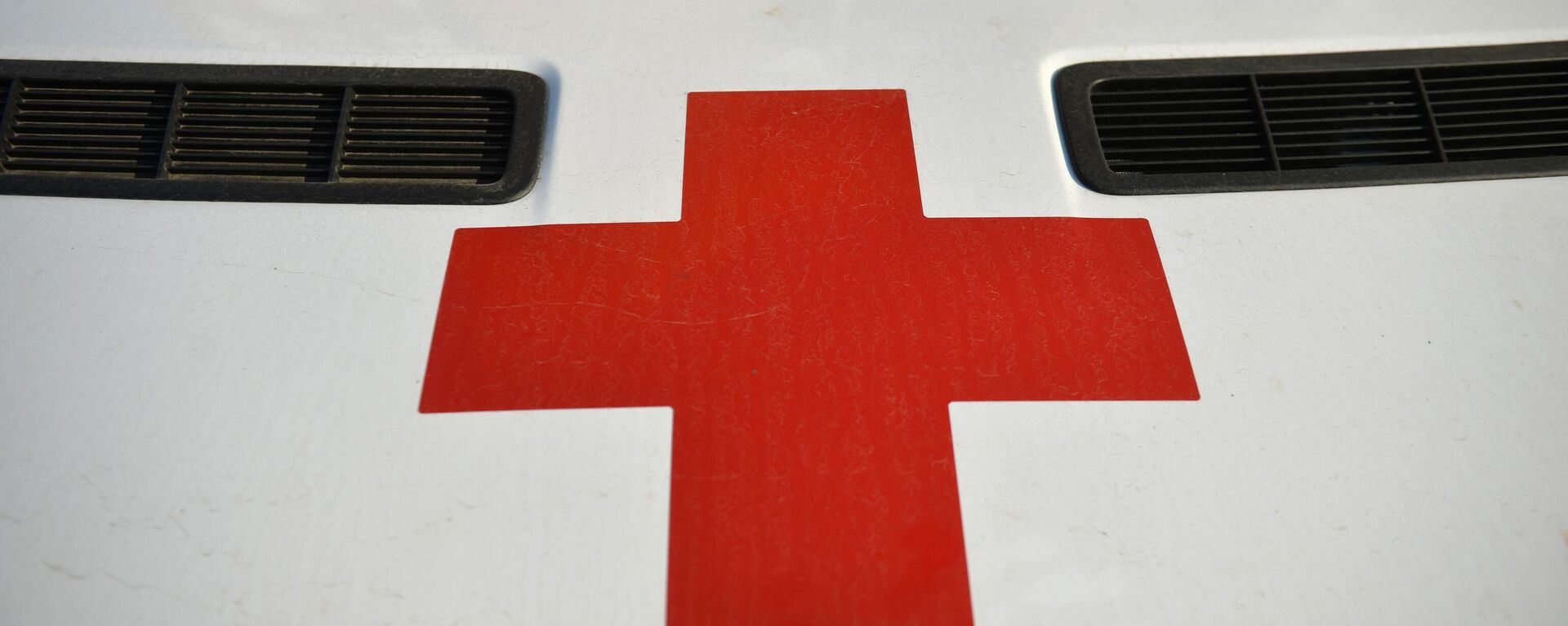 Chữ thập đỏ trên xe cứu thương - Sputnik Việt Nam, 1920, 21.05.2022