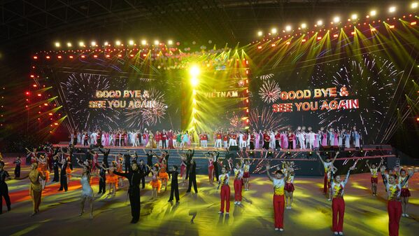 Lễ bế mạc SEA Games 31: GOOD BYE & SEE YOU AGAIN - Sputnik Việt Nam