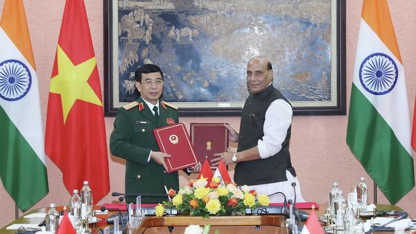 Bộ trưởng Quốc phòng Ấn Độ Rajnath Singh thăm chính thức Việt Nam. - Sputnik Việt Nam