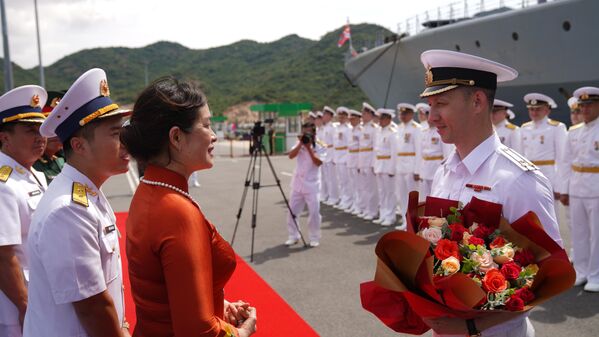 Hạm đội Thái Bình Dương của Nga thăm Khánh Hòa - Sputnik Việt Nam
