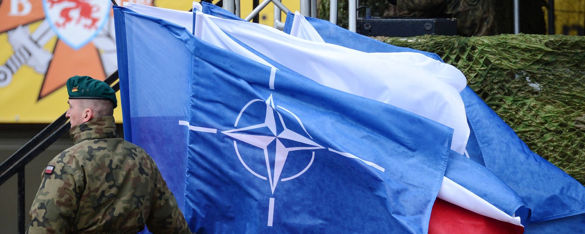 Lễ chào mừng tiểu đoàn liên quân  NATO do Mỹ dẫn đầu tại Orzysz, Ba Lan. - Sputnik Việt Nam, 1920, 09.01.2023