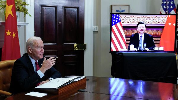 Tổng thống Joe Biden hầu như gặp Chủ tịch Trung Quốc Tập Cận Bình ở Washington - Sputnik Việt Nam