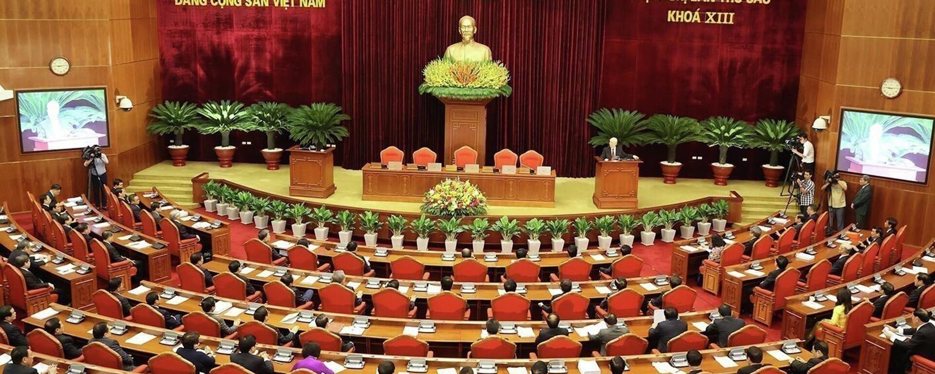 Bế mạc Hội nghị lần thứ sáu Ban Chấp hành Trung ương Đảng Cộng sản Việt Nam khóa XIII  - Sputnik Việt Nam, 1920, 12.10.2022