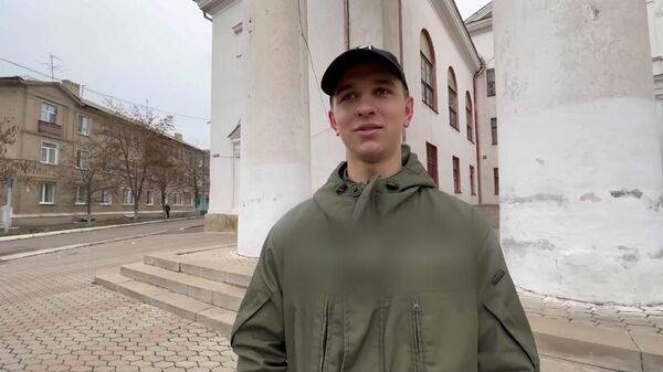 Sinh viên Donetsk tham gia chiến dịch đặc biệt kể đời anh đã thay đổi như thế nào - Sputnik Việt Nam