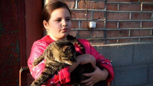 Tình nguyện nhỏ tuổi. Nữ sinh Nga cứu động vật hoang - Sputnik Việt Nam