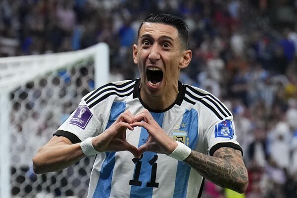 Cầu thủ Argentina Angel Di Maria trong trận chung kết World Cup giữa Argentina và Pháp. - Sputnik Việt Nam