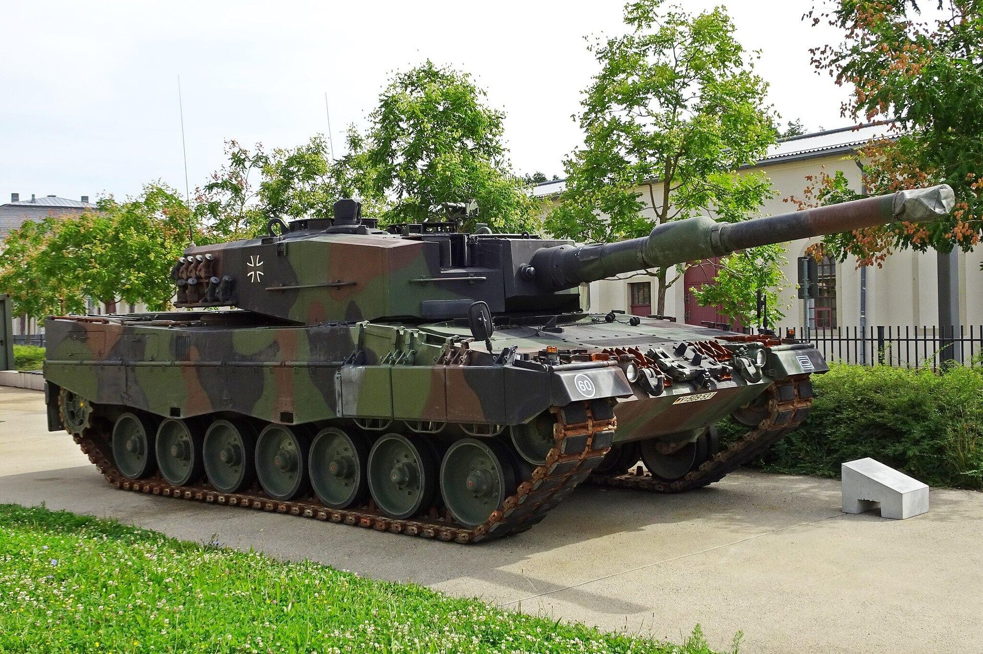 Xe tăng Leopard 2A4. Lưu trữ ảnh - Sputnik Việt Nam, 1920, 15.11.2023