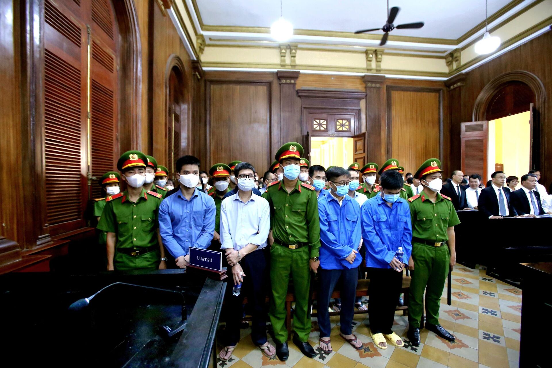 Xét xử vụ án vi phạm quy định đấu thầu xảy ra tại Sở Y tế Cần Thơ - Sputnik Việt Nam, 1920, 10.02.2023
