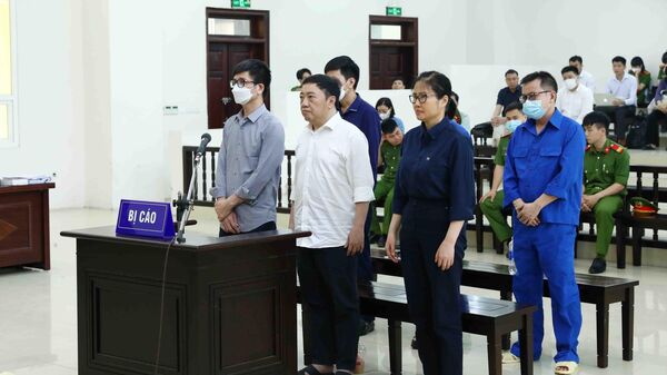 Xét xử phúc thẩm vụ án xảy ra tại Bệnh viện Đa khoa tỉnh Đồng Nai và Công ty AIC  - Sputnik Việt Nam