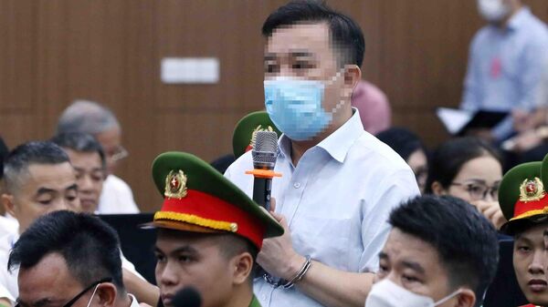 Bắt đầu phiên tòa xét xử 54 bị cáo trong vụ “chuyến bay giải cứu” - Sputnik Việt Nam