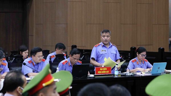 Các bị cáo tại phiên toà trong ngày đầu tiên xét xử. - Sputnik Việt Nam