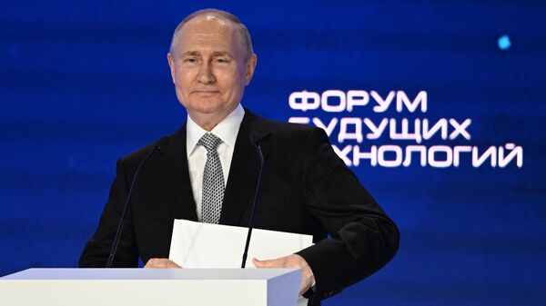 Tổng thống Nga Vladimir Putin phát biểu tại Diễn đàn công nghệ tương lai - Sputnik Việt Nam