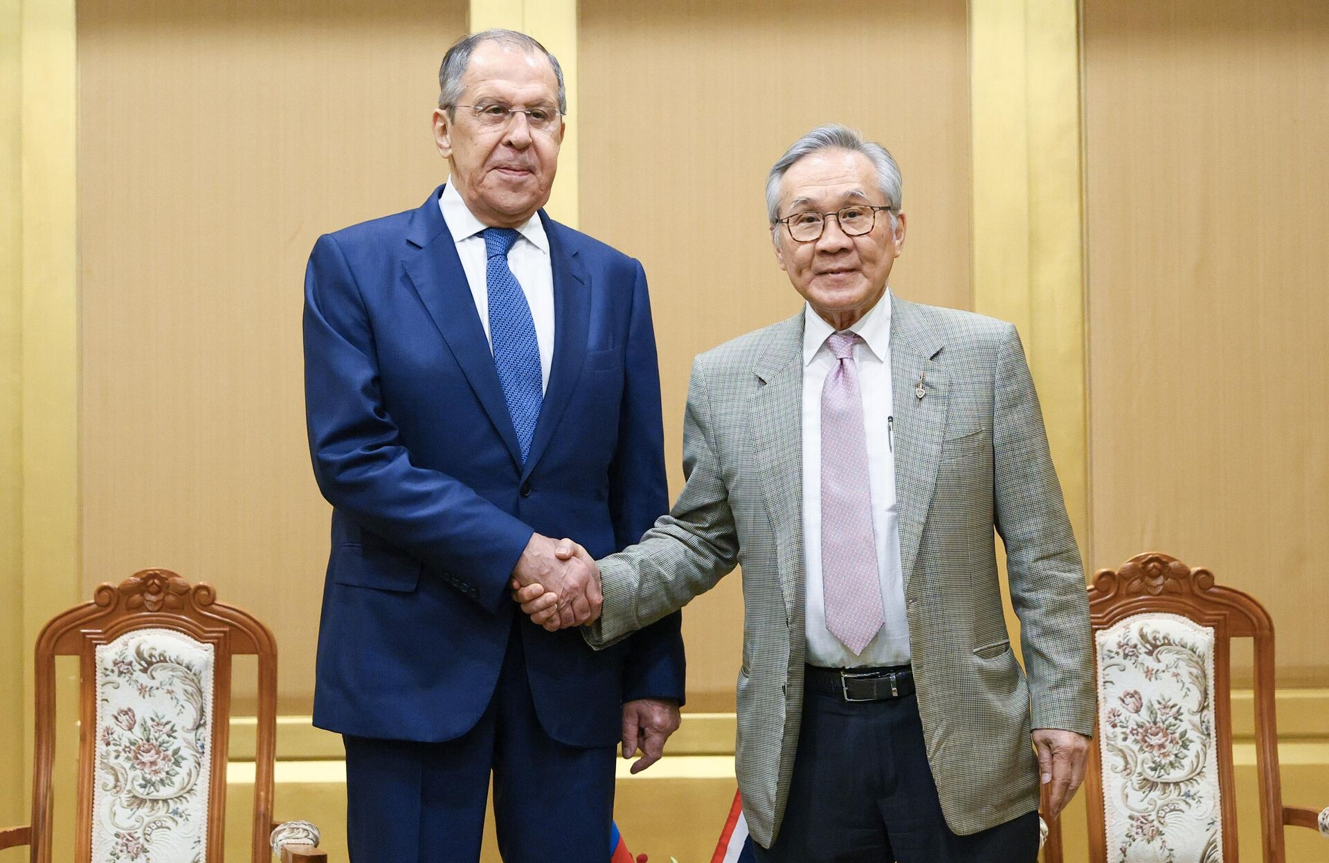 Bộ trưởng Ngoại giao Nga Sergei Lavrov và Bộ trưởng Ngoại giao Thái Lan Don Pramudwinai - Sputnik Việt Nam, 1920, 15.07.2023
