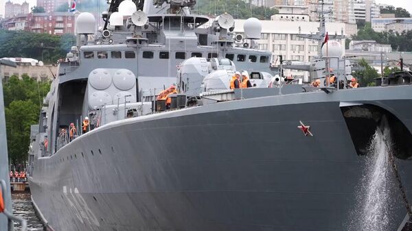 Tàu Hạm đội Thái Bình Dương rời Vladivostok tham gia tập trận với Trung Quốc - Sputnik Việt Nam