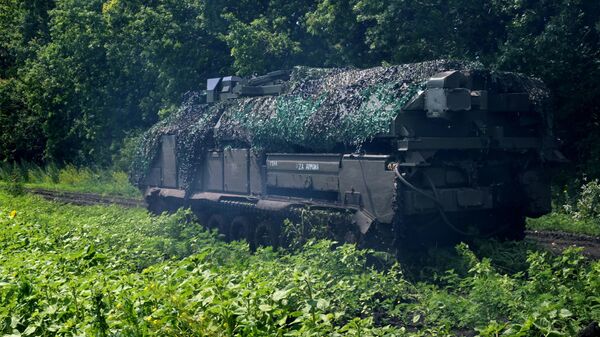 Hoạt động của tổ hợp tình báo pháo binh Zoopark-1M ​​của Quân khu trung tâm theo hướng Krasnyi Lyman - Sputnik Việt Nam