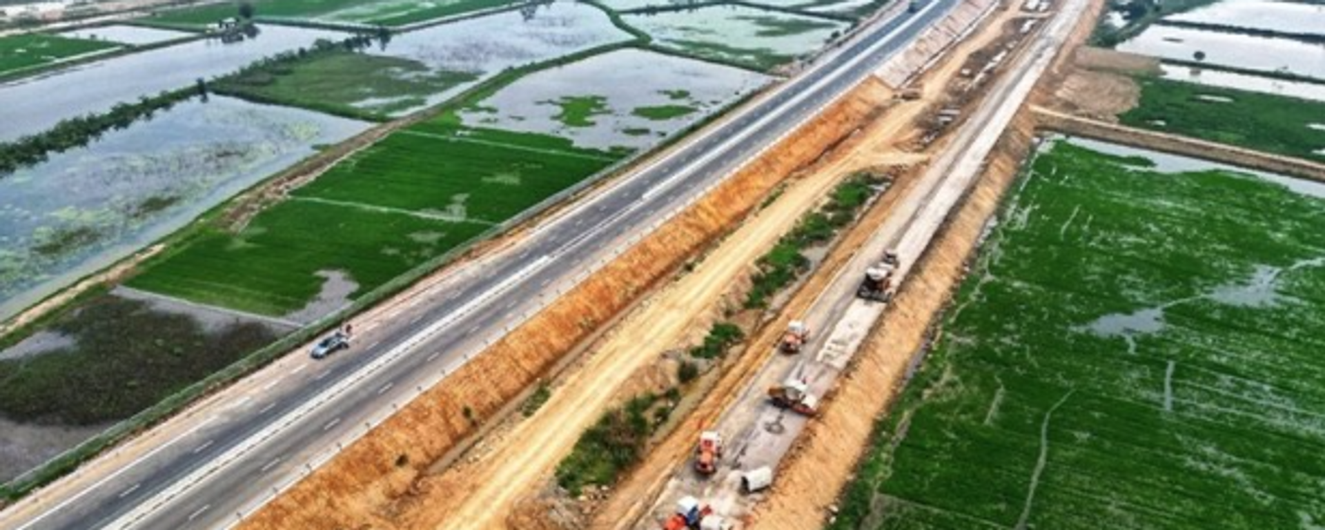 Xây dựng đường cao tốc Bắc Nam - Sputnik Việt Nam, 1920, 06.09.2023