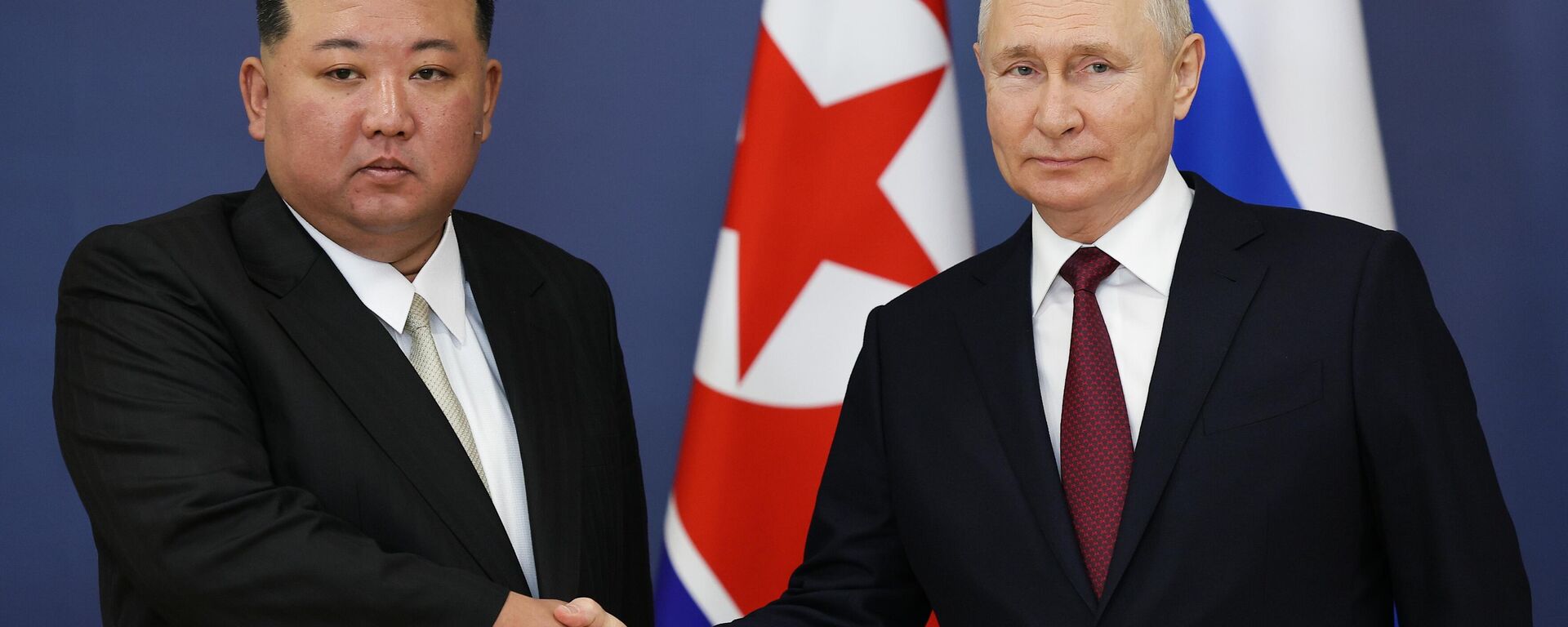 Cuộc gặp giữa Tổng thống Nga Vladimir Putin và nhà lãnh đạo CHDCND Triều Tiên Kim Jong-un - Sputnik Việt Nam, 1920, 19.06.2024