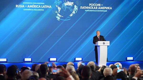 Tổng thống Nga V. Putin dự khai mạc Hội nghị Nghị viện quốc tế “Nga - Mỹ Latinh” - Sputnik Việt Nam