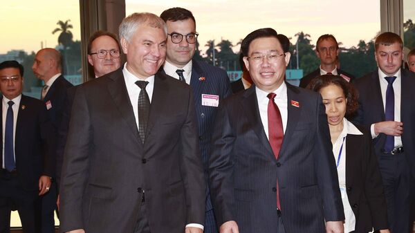 Chủ tịch Quốc hội Vương Đình Huệ đón, hội đàm với Chủ tịch Duma Quốc gia Quốc hội LB Nga - Sputnik Việt Nam