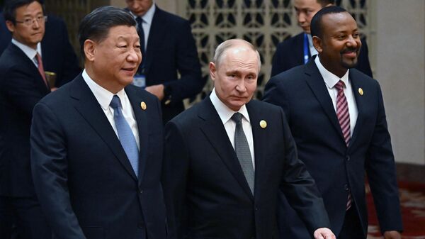 Tổng thống Nga Vladimir Putin, Chủ tịch nước Cộng hòa Nhân dân Trung Hoa (PRC) Tập Cận Bình - Sputnik Việt Nam
