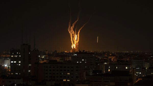 Запуск ракет из сектора Газа в направлении Израиля - Sputnik Việt Nam