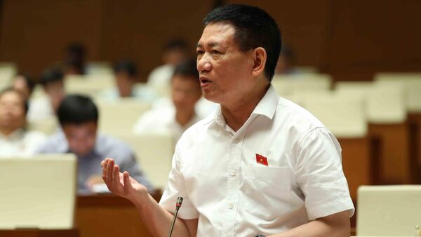 Bộ trưởng Bộ Tài chính Hồ Đức Phớc trả lời chất vấn - Sputnik Việt Nam