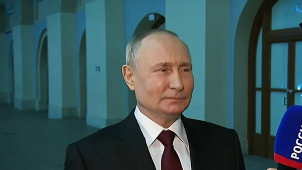 Vladimir Putin: Nga không có lý do nào để chiến đấu với NATO - Sputnik Việt Nam