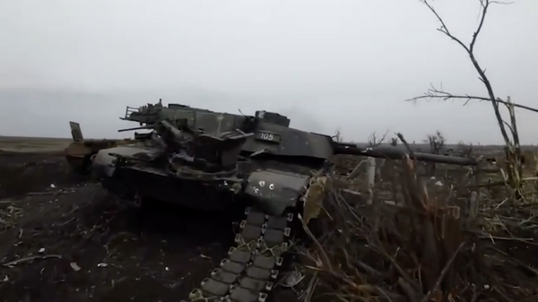 Lực lượng đặc nhiệm Nga tiếp cận xe tăng Abrams và quay video từ bên trong - Sputnik Việt Nam