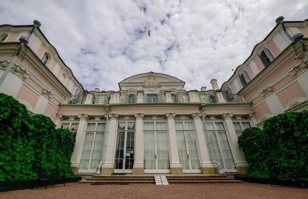 Cung điện Trung Hoa ở Peterhof sau 20 năm trùng tu - Sputnik Việt Nam