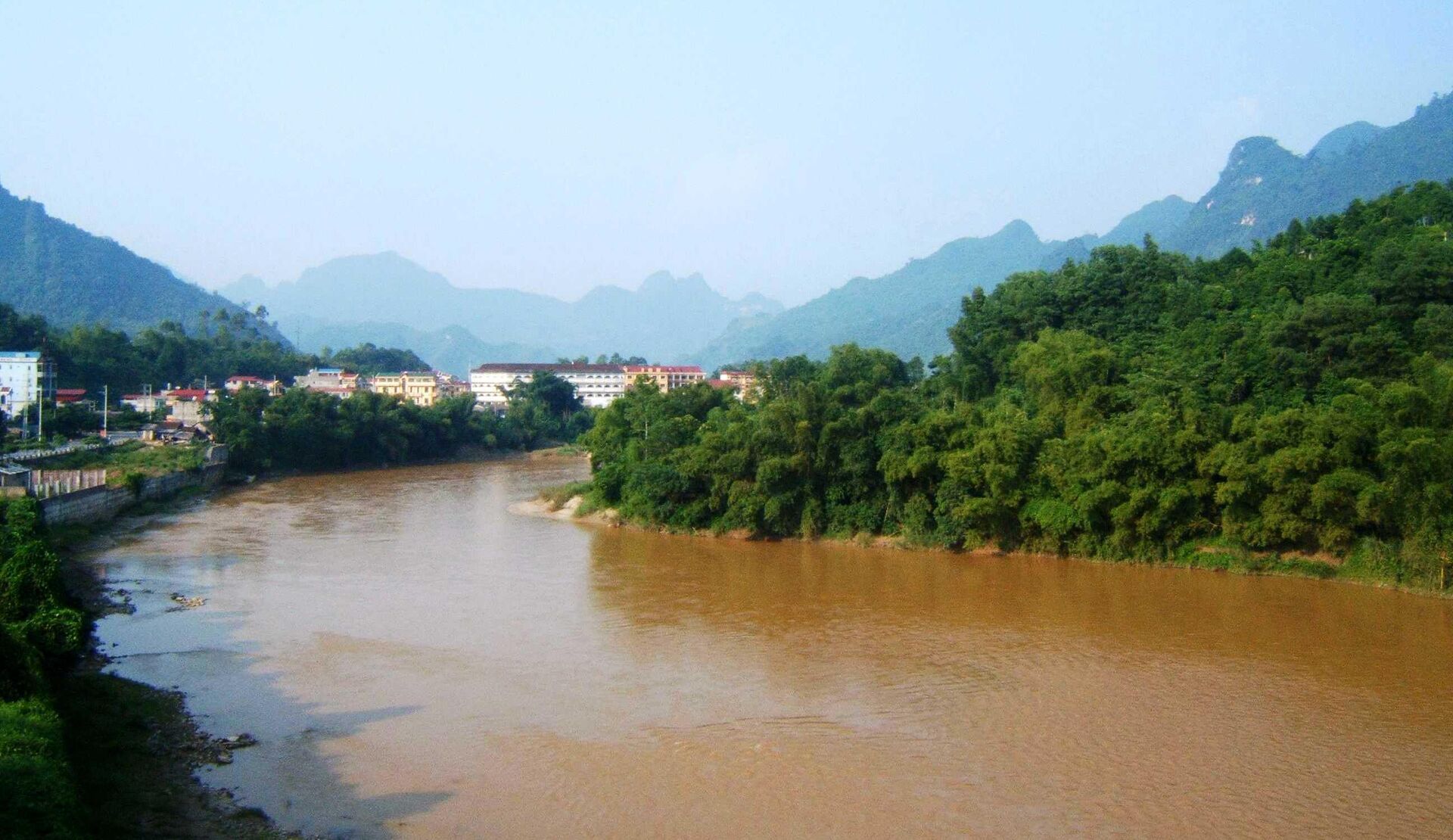 Sông Lô - Sputnik Việt Nam, 1920, 25.06.2024