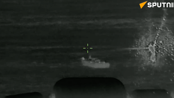 Bộ Quốc phòng Nga công bố cảnh tiêu diệt thiết bị không người lái trên biển ở khu vực Novorossiysk - Sputnik Việt Nam