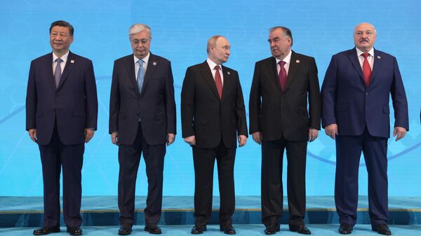 Các nhà lãnh đạo Putin, Tập, Tokayev, Erdogan: hội nghị thượng đỉnh SCO đang diễn ra ở Astana