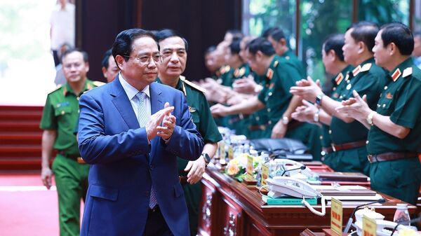 Thủ tướng dự Hội nghị Quân chính toàn quân 6 tháng đầu năm 2024 - Sputnik Việt Nam